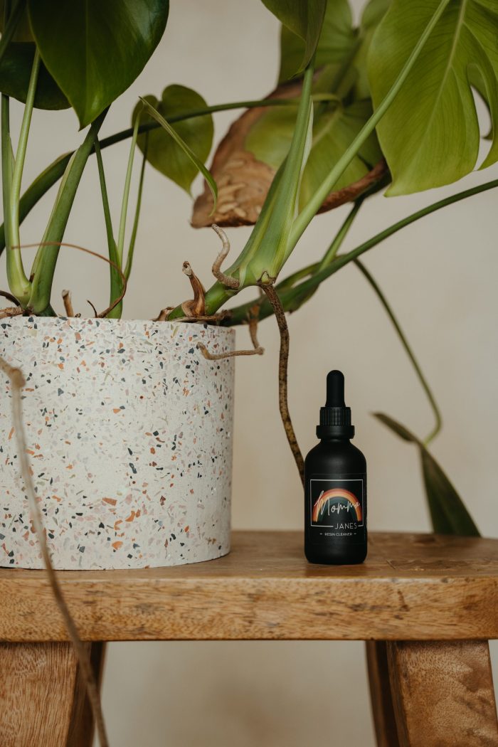 Momma Jane's Resin Cleaner